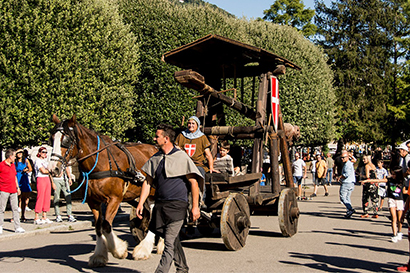 Grande corteo storico
