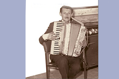 Fiorino Uboldi. Un signore con la fisarmonica