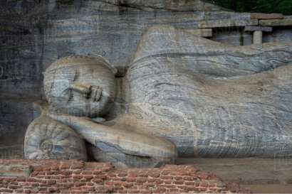 Danze eseguite dai bambini e visita al Tempio